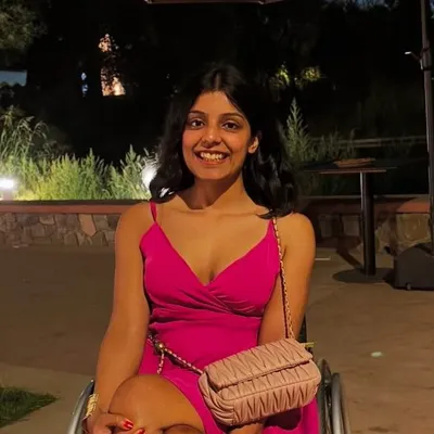 Pratishtha Deveshwar Sharma profile
