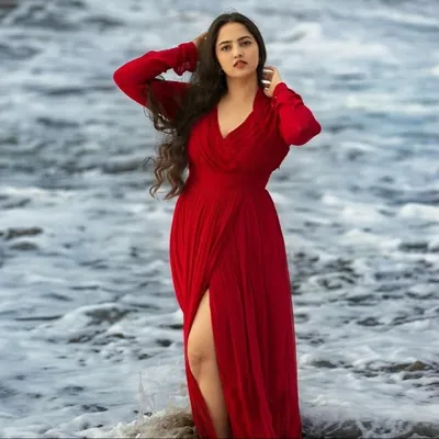 Radhika Preethi_officialđź’– profile
