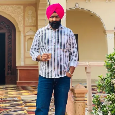 Simar Bhullar profile