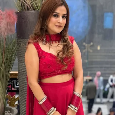 Simran sehgal profile
