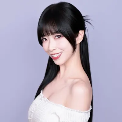 Snowwhitewhite (雪雪Sharon) profile