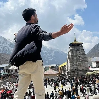 SONU || Travel Youtuber🇮🇳 profile