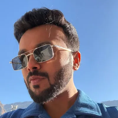 Tejas Parekh profile