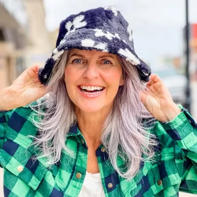 Terri/CASUAL MIDLIFE STYLE profile