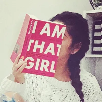 I AM THAT GIRL profile