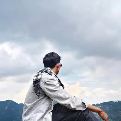 ＳΛᏇΛＮ ＳU ཞＹΛＶΛＮＳＨＩ