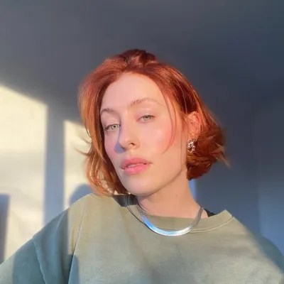 v i o l e t profile