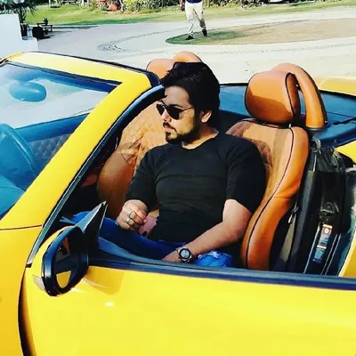 Vivek sharma profile