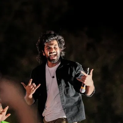 Vishal M ๐๐ผ profile