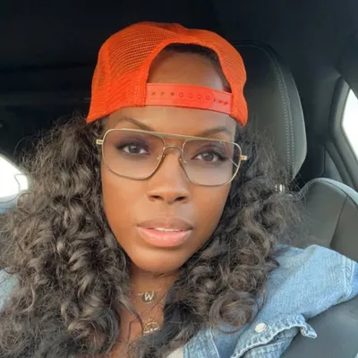 Whitney Gayle Benta profile