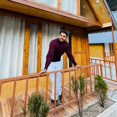 Zeeshan Shaikh profile
