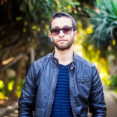 Ibrahim Henni | photographer profile
