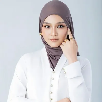 Anisya M profile