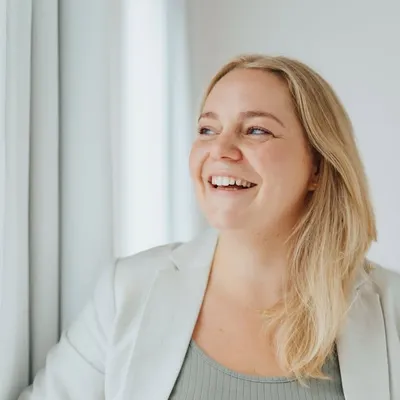 Lisa Steinkopf | HAMBURG & LEICHTIGKEIT | STYLE & TIPPS profile