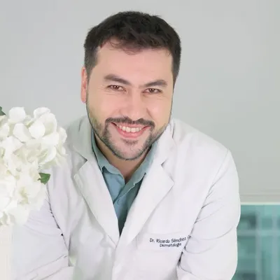 Dr. Ricardo Sanchez DERMATOLOGO profile