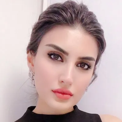 Idil Firat profile