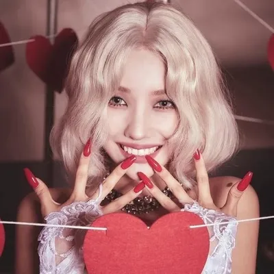 (G)I-DLE SOYEON (소연) profile
