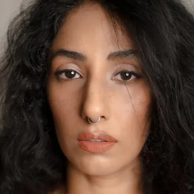 NAZNIN (näz-nēn) profile