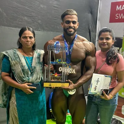 🇮🇳ᴀʙʜɪʟᴀꜱʜ ᴍᴀɴᴏʜᴀʀᴀɴ🇮🇳 profile