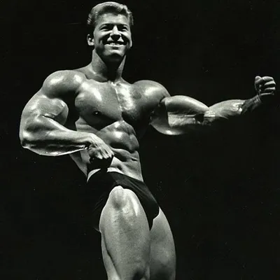 IFBB COACH profile