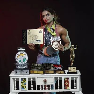 IFBB PRO JAHANARA ISLAM profile