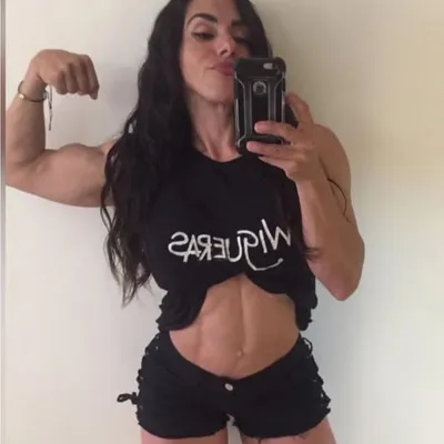 IFBB Pro Yvonne Wigueras profile