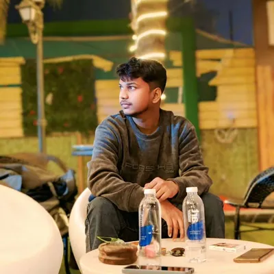 Naitik Raj 🕶️ profile