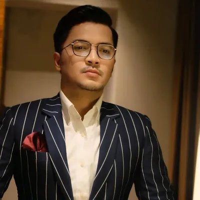 Ihsan Tarore profile