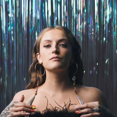 Ila Barker profile
