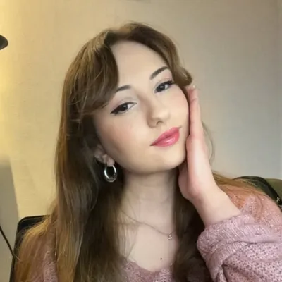 İlgim Gönülşen profile