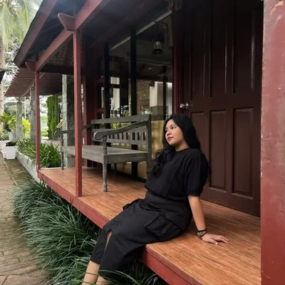 vee, rph ᥫ᭡ profile