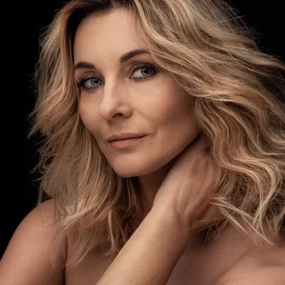 ilona wrońska profile