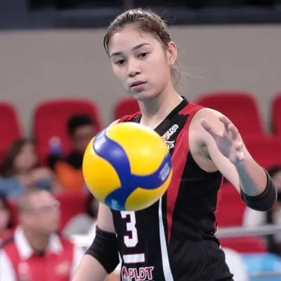 Mika Reyes profile