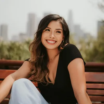 Amanda Castillo profile