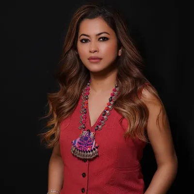 Isha Shukla | Bridal makeup artist | Educator profile
