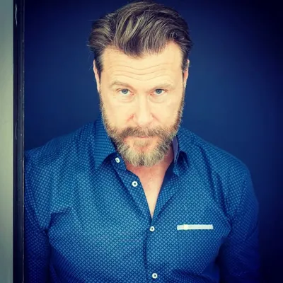 Dean McDermott profile