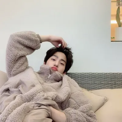안효섭 profile