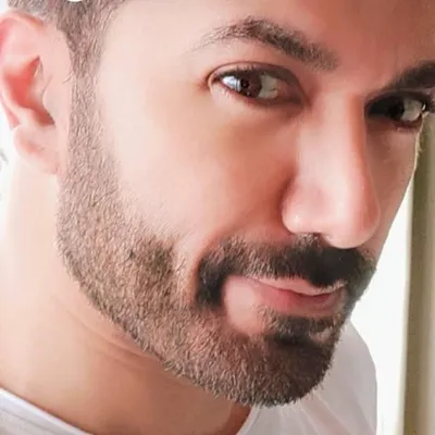 Kamaal Khan profile