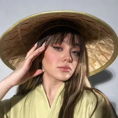 پرنیان خطیب زاده profile