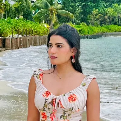 Rashmii Singh profile