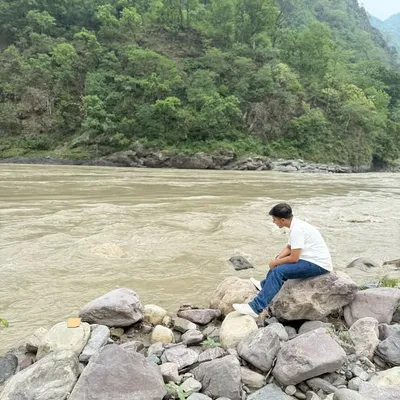 Kartik Sharma 🤎 profile