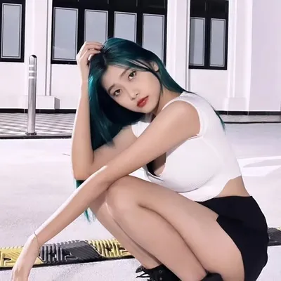 Ling Ling profile
