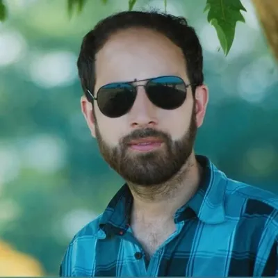 Younis Malik profile