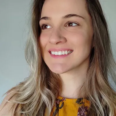 Mari 🌱 (in)sustentável profile