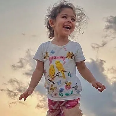 inaaya Naumi kemmu profile