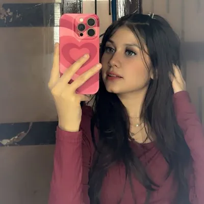 Nandini Mahajan profile
