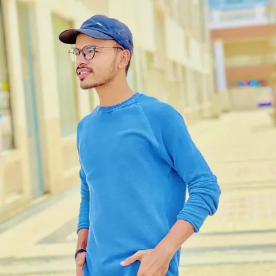 Naveen Dubey profile