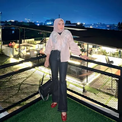 Indah Anindia profile