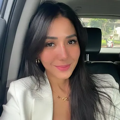 Indah Saugi profile