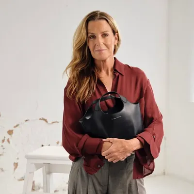 India Hicks profile